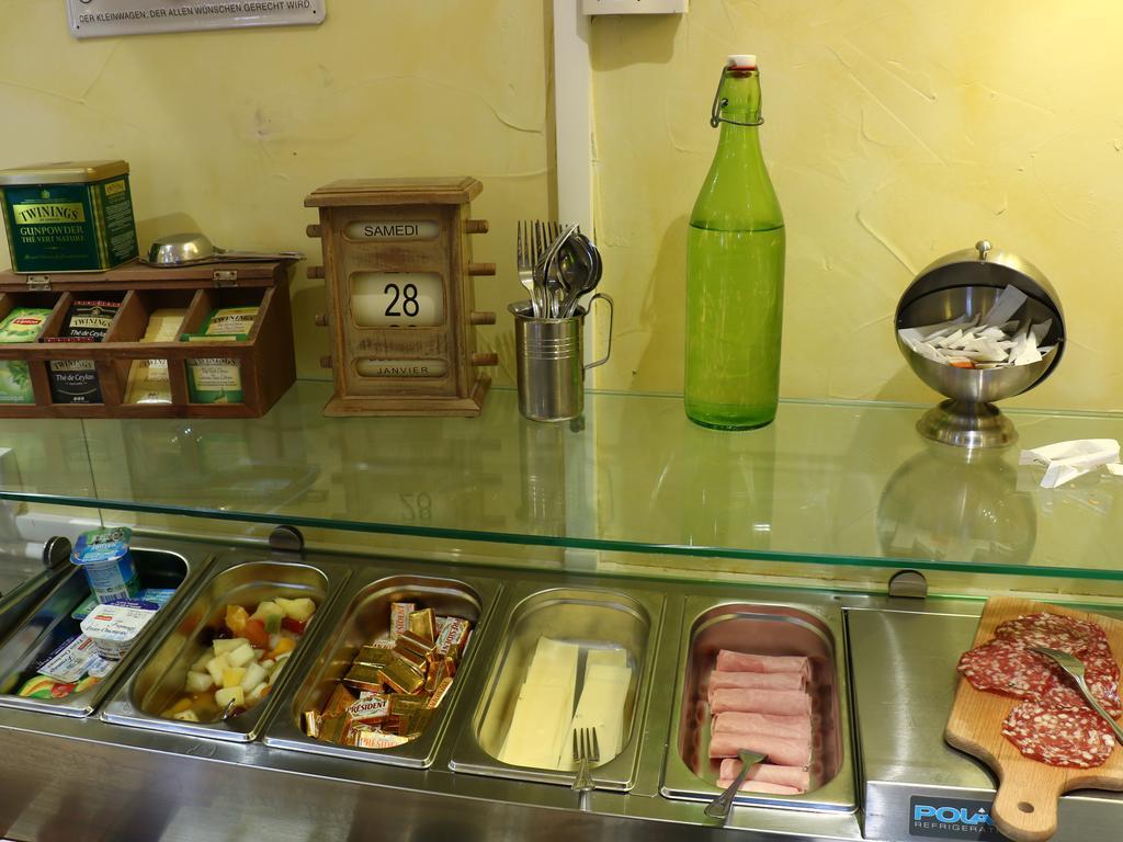 Logis Hotel Orly Alès Екстериор снимка