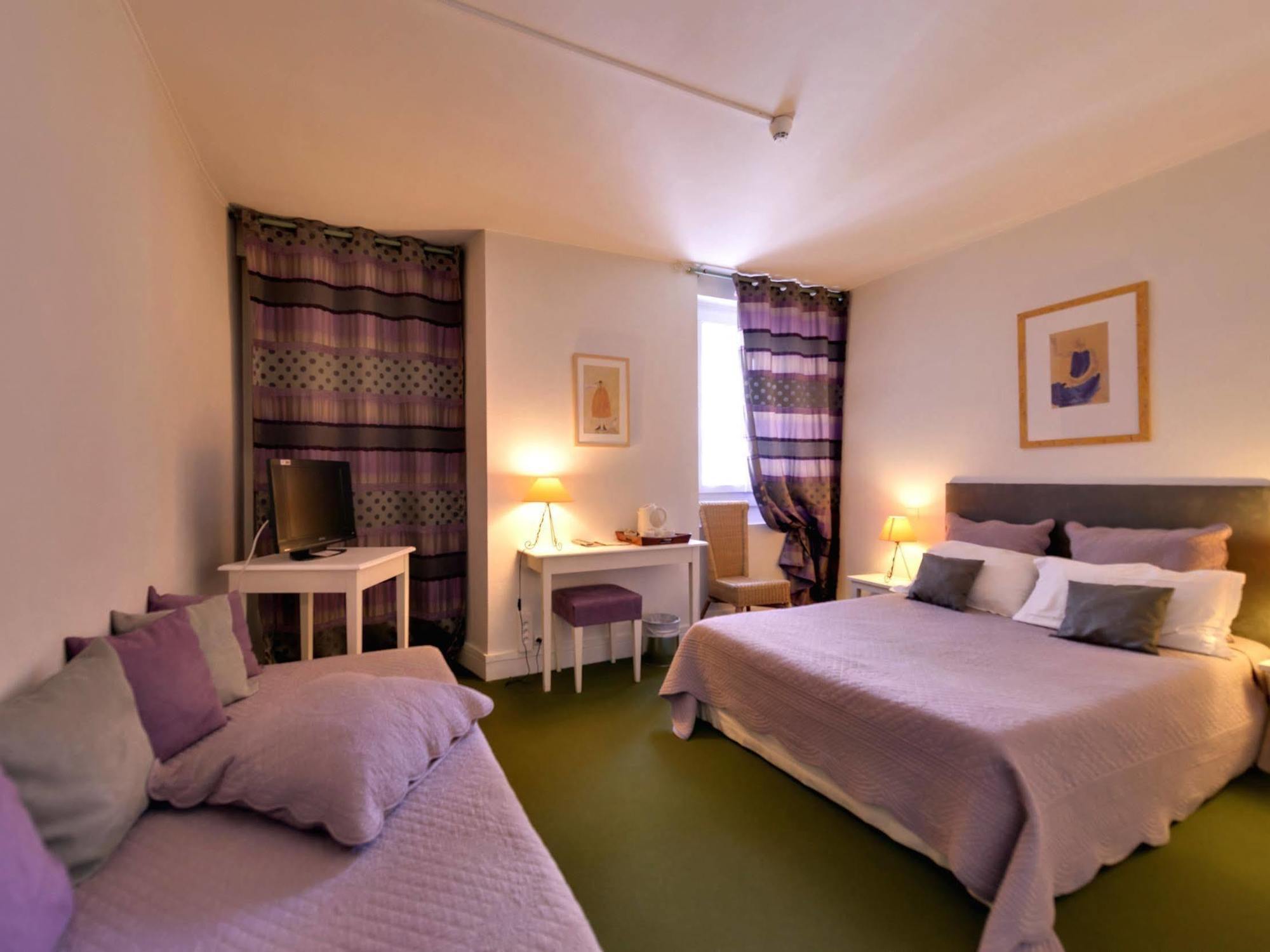 Logis Hotel Orly Alès Екстериор снимка