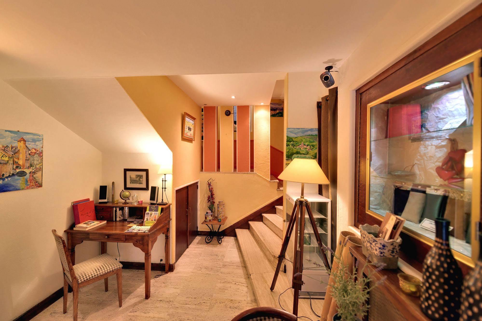 Logis Hotel Orly Alès Екстериор снимка