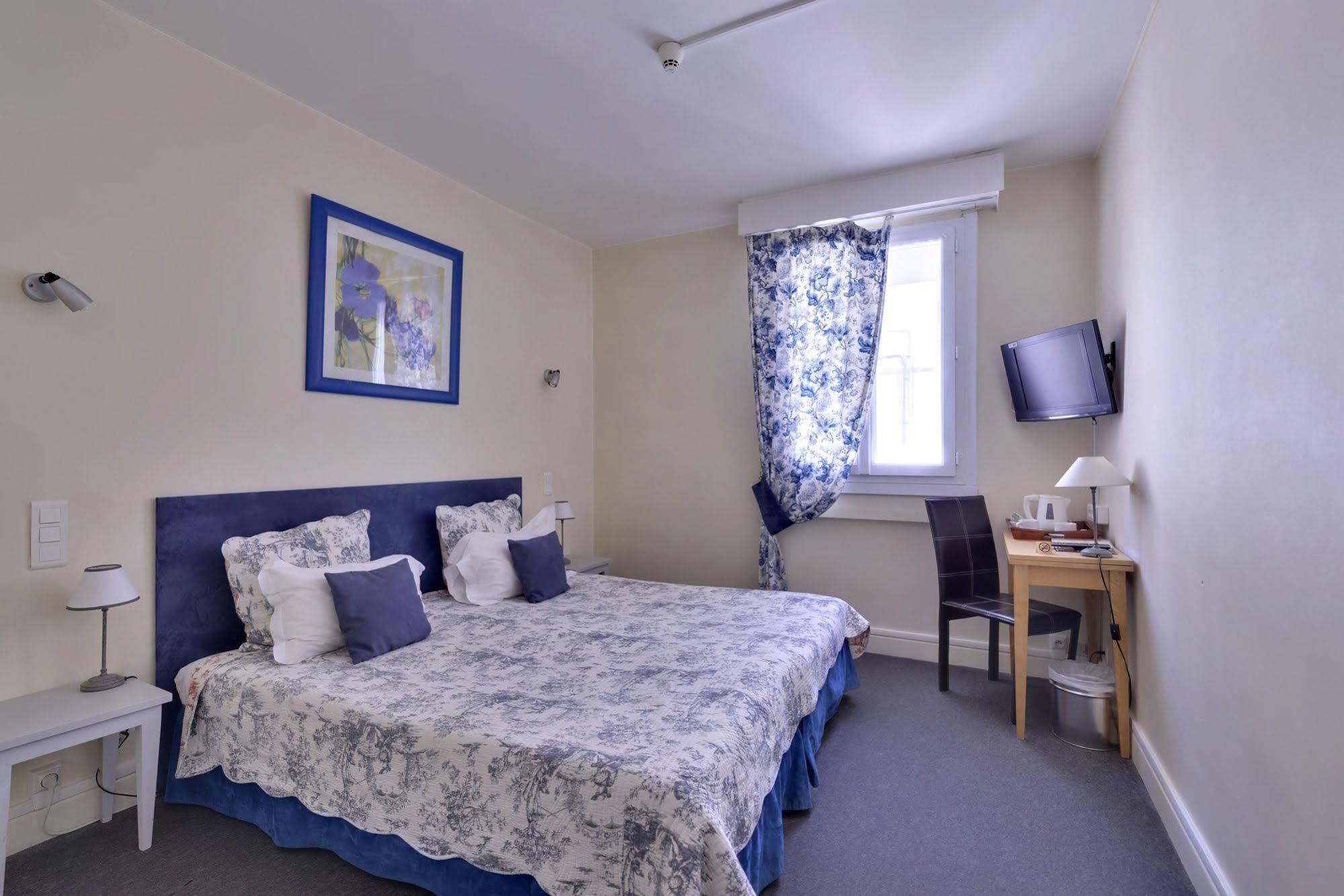 Logis Hotel Orly Alès Екстериор снимка