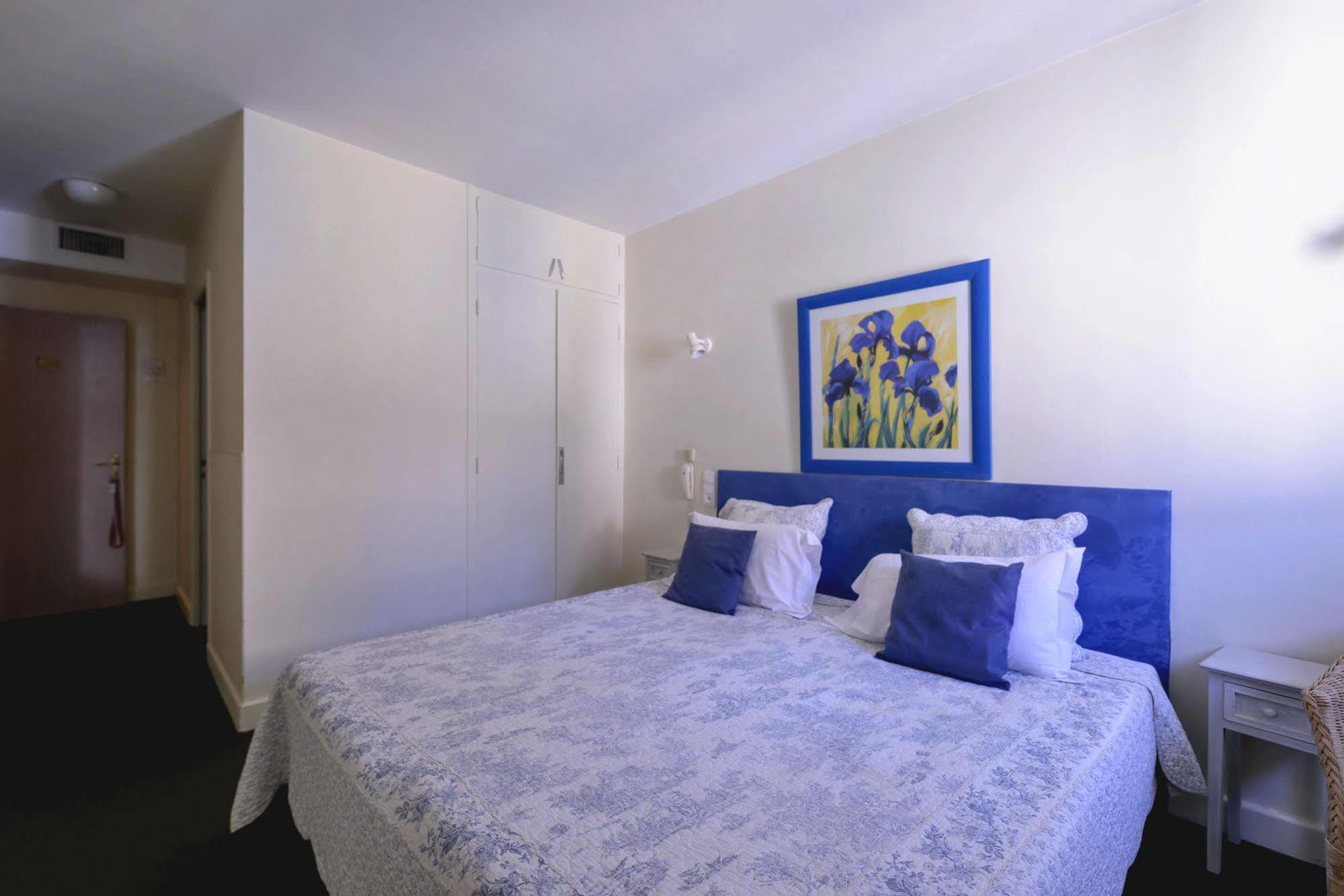 Logis Hotel Orly Alès Екстериор снимка